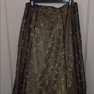 Long Formal Skirt— Can send extra pictures
